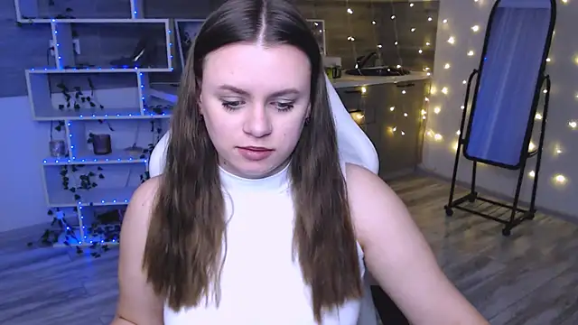 sofiarayan online show from 04/21/26, 06:12