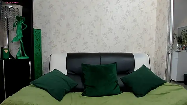 FemCupid online show from 05/20/26, 04:51