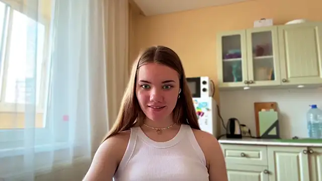 doana bebriti online show from 04/23/26, 12:15