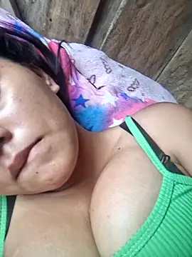 AishaYeleth online show from 04/23/26, 06:32