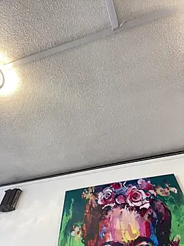 ZoeBennett Pink online show from 04/21/26, 12:11