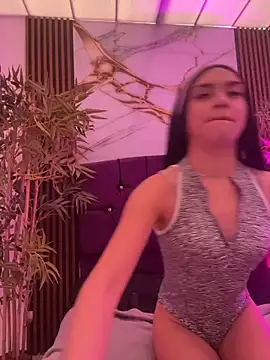 lia ec online show from 04/21/26, 12:22