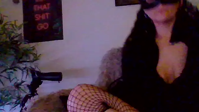 shyhornymommy online show from 04/16/26, 09:39