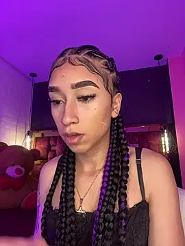 Alahia pink  online show from 04/21/26, 02:51