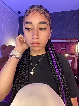 Alahia pink  online show from 04/22/26, 04:59