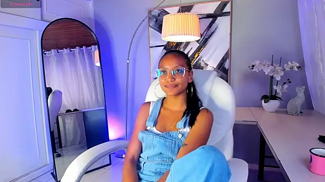 miel ambar online show from 04/17/26, 03:26