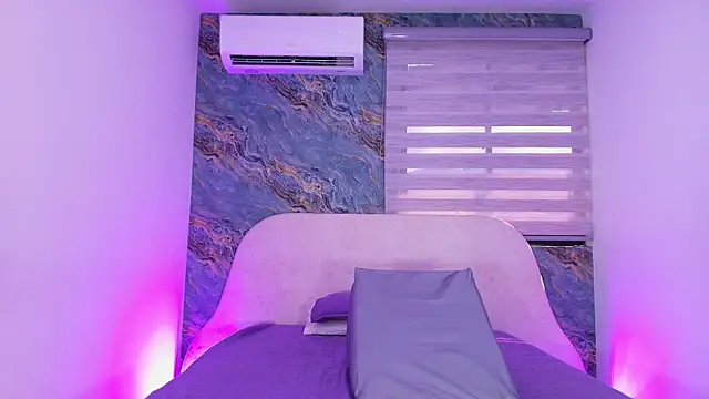 khloe briss online show from 04/20/26, 07:15