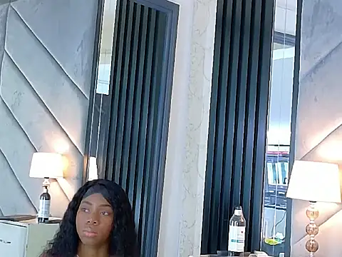 AriaDrake online show from 04/21/26, 07:50