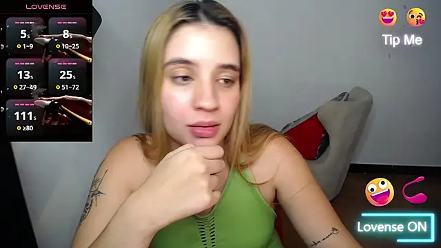 Snapshot of Ambar_lynn01 chatting on 07/22/26, 08:11 Ambar lynn01 online show from 07/22/26, 08:11