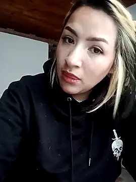 HannaJonnes  online show from 04/19/26, 12:59