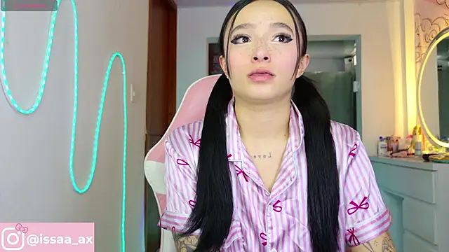 issa dolly online show from 06/11/26, 09:57