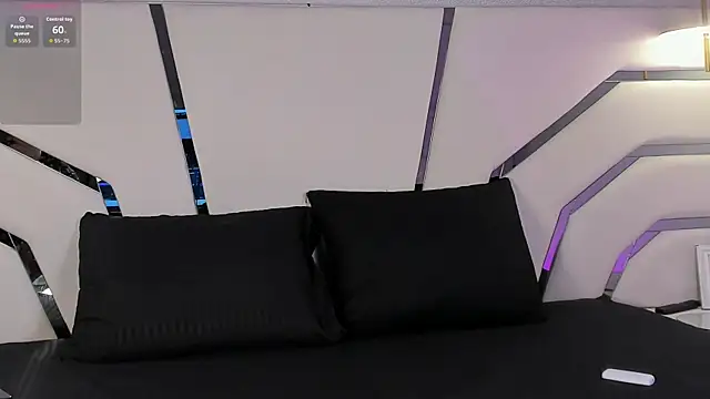 Camila Harrington online show from 04/17/26, 03:31