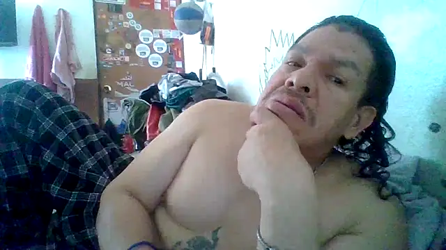 Snapshot of Oskr2024XXX chatting on 05/03/26, 06:58 Oskr2024XXX online show from 05/03/26, 06:58