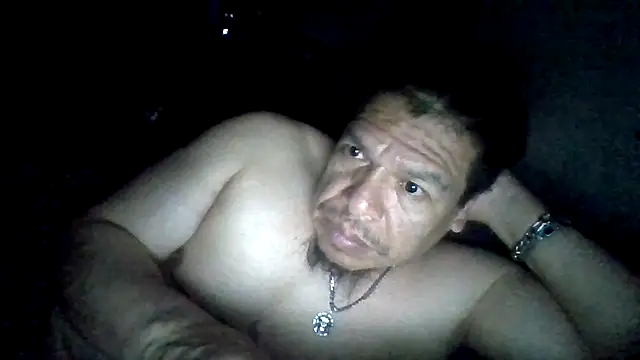 Snapshot of Oskr2024XXX chatting on 05/14/26, 07:15 Oskr2024XXX online show from 05/14/26, 07:15