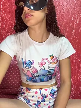 gabrielasausa30 online show from 06/07/26, 10:24
