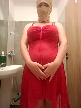 Sarah Dalouaa online show from 04/21/26, 03:28