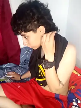 LatinHeatX22 online show from 04/19/26, 06:21