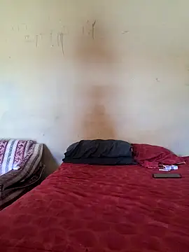 Divine doll online show from 04/25/26, 11:13