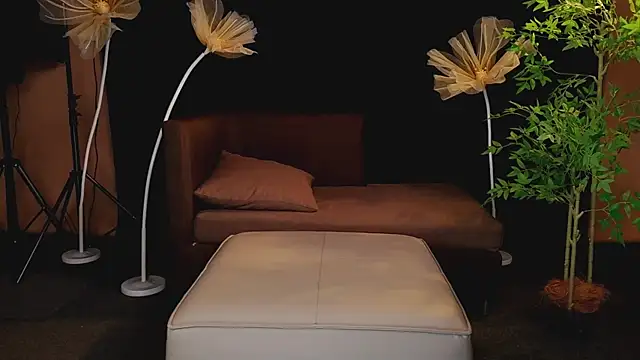 fafade2588 online show from 04/22/26, 05:21