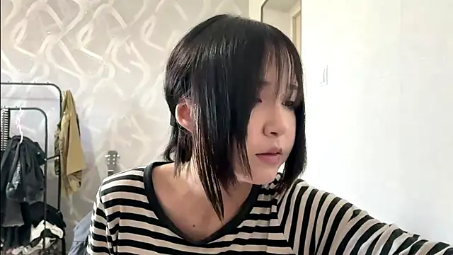 ElizabetGollihue online show from 04/26/26, 09:07