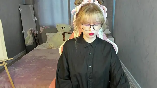 Helen Carson online show from 04/21/26, 01:18