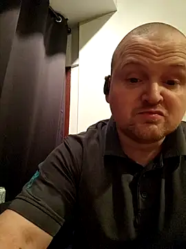 P4YNE online show from 04/23/26, 05:41