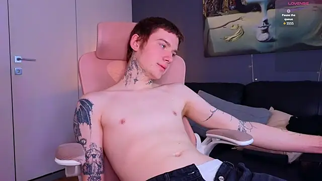 JusttJustin online show from 04/17/26, 08:12