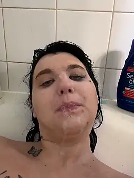 Courtneysinclair online show from 04/19/26, 10:56