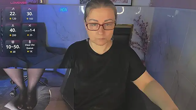 Alexandra Kind online show from 04/21/26, 08:44