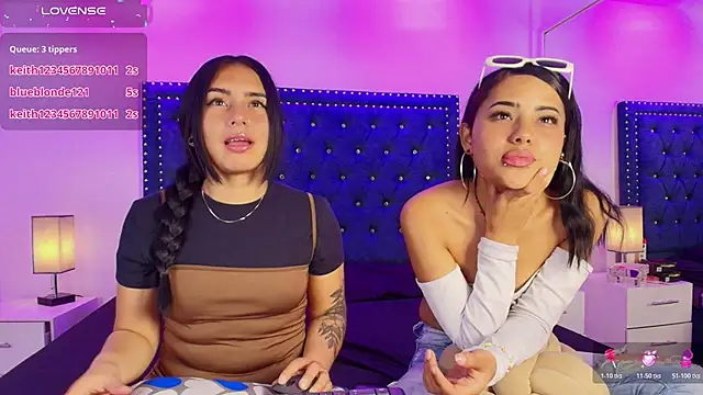 Serena and zoe online show from 04/24/26, 07:49