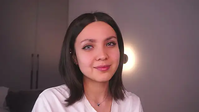 ElviraGounder online show from 04/22/26, 05:21