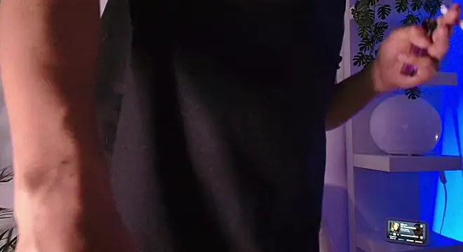 andyypalmer  online show from 04/18/26, 06:06