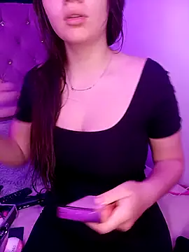 mia naturall online show from 04/17/26, 09:40