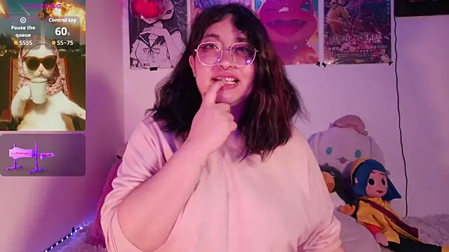 kaori sama uwu online show from 04/20/26, 11:28