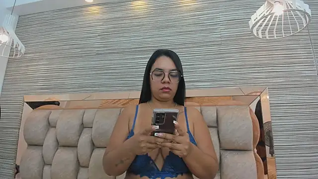 ashanti shull online show from 04/22/26, 09:22