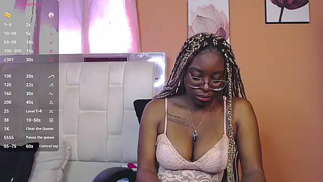 Candy Williamss online show from 04/21/26, 07:39