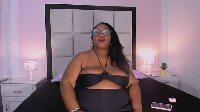 Snapshot of TreisyVixen chatting on 07/29/26, 02:53 TreisyVixen online show from 07/29/26, 02:53