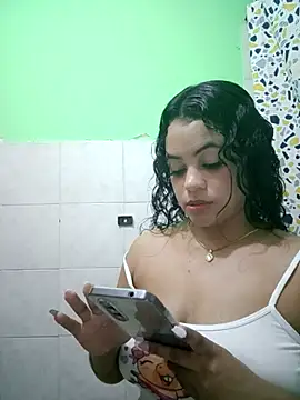 karolinaBom online show from 04/23/26, 02:57