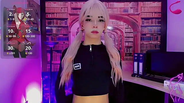 moon sweet- online show from 04/18/26, 03:21