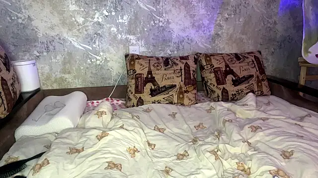 Kelly swonger online show from 04/23/26, 01:02