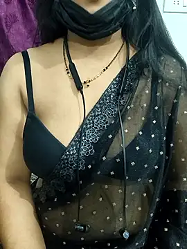sweetylove01 online show from 05/25/26, 05:41
