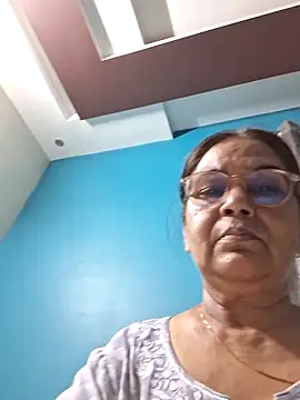Shalini3456 online show from 04/29/26, 06:58