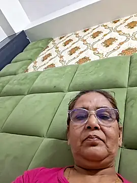 Shalini3456 online show from 05/16/26, 10:47