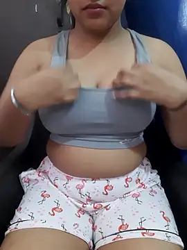 SmileGirll online show from 04/23/26, 03:19