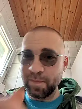 gayboyx77 online show from 04/19/26, 10:25