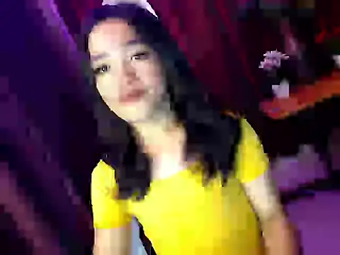 Snapshot of ruffa_madisson chatting on 04/28/26, 02:27 ruffa madisson online show from 04/28/26, 02:27
