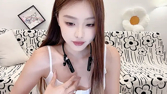 IAIA iris online show from 04/18/26, 07:58