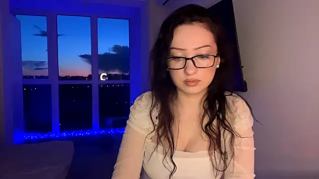 Meow Alika online show from 04/28/26, 05:18