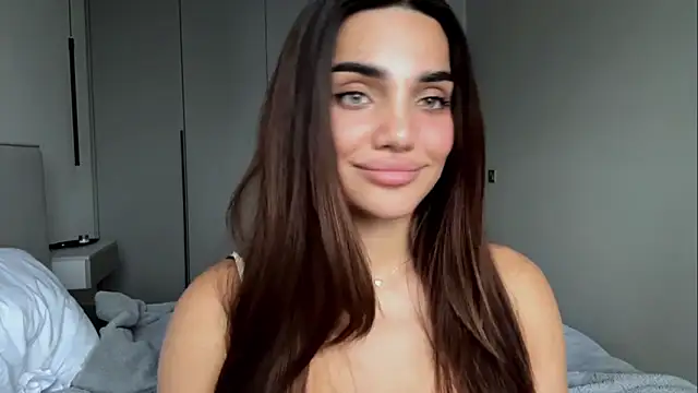 Snapshot of MelindaReny chatting on 05/11/26, 02:45 MelindaReny online show from 05/11/26, 02:45