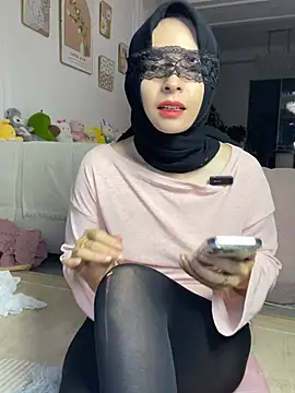 diudiubaobei  online show from 04/23/26, 12:40